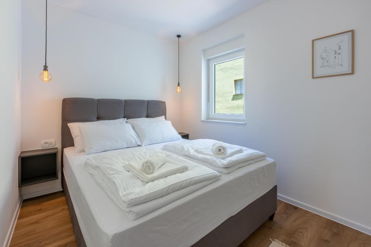 Luxury Apartments Lovorka 1 & 2**** 塞尔瑟 外观 照片